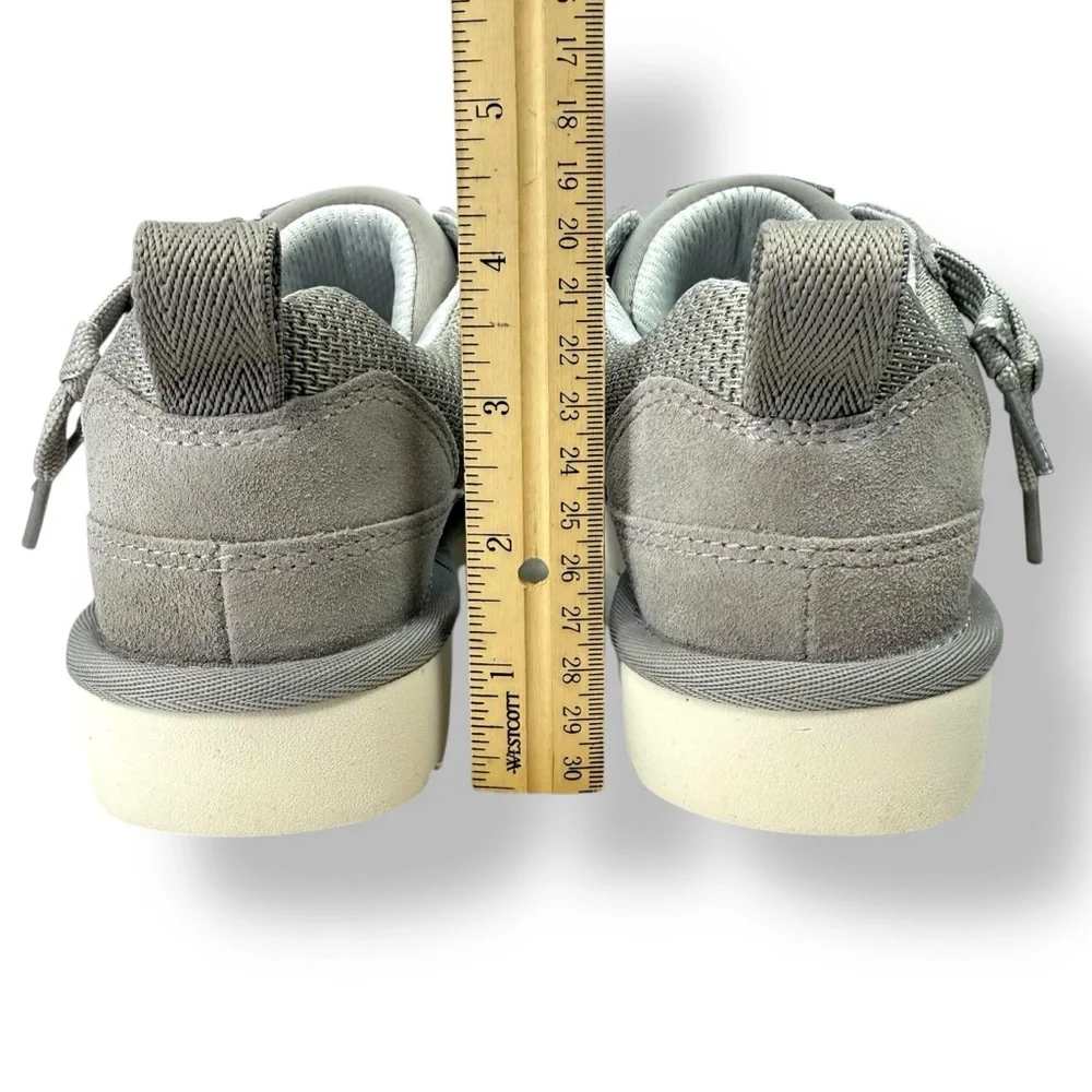 UGG Lo Lowmel Platform Sneakers Gray Suede Size 7 Y2K Preppy 90s Academia